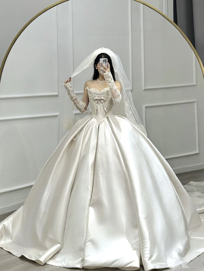 Ethereal Ball Gown Sweetheart Neck White Satin Lace Long Wedding Dress Fairy Formal Brides Gown Wedding Dresses B26