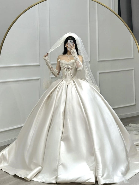 Ethereal Ball Gown Sweetheart Neck White Satin Lace Long Wedding Dress Fairy Formal Brides Gown Wedding Dresses B26