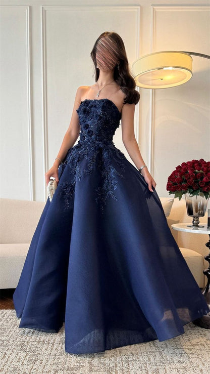 Elegant Ball Gown Strapless Navy Blue Lace Tulle Long Prom Dresses Inspiration Trending Evening Gowns Formal Prom Dress B340