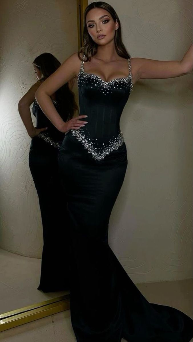 Bescheidene Meerjungfrau Spaghettiträger Schwarze Ballkleider Inspiration Funkelndes Geburtstagskleid Prinzessin Abschlusskleid B360