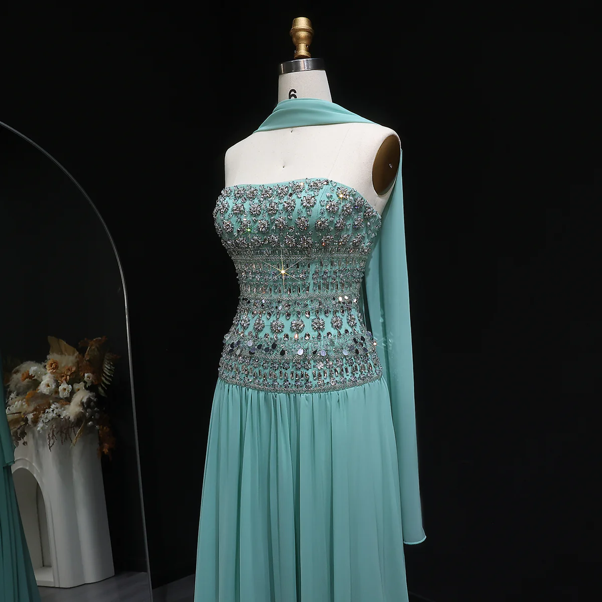 Elegantes A-Linien-Trägerloses Lila Chiffon Silber Perlen Lange Ballkleider Inspiration Trendy Abendkleider Formelle Party Ballkleid B376