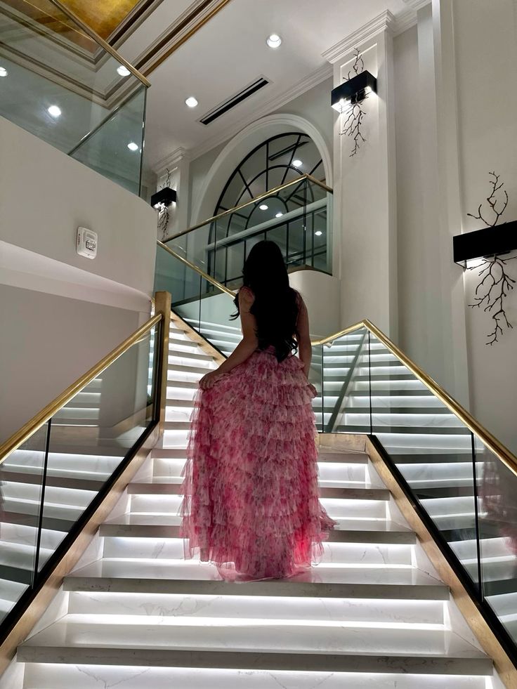 Robe de bal modeste à bretelles spaghetti en tulle rose à fleurs, robe de bal d'inspiration princesse, robe de fête d'anniversaire, robe de remise de diplôme B389