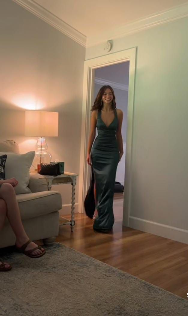 Stunning Mermaid V Neck Dark Green Satin Slit Prom Dresses Inspiration Prom Dress Princess Graduation Dress B433