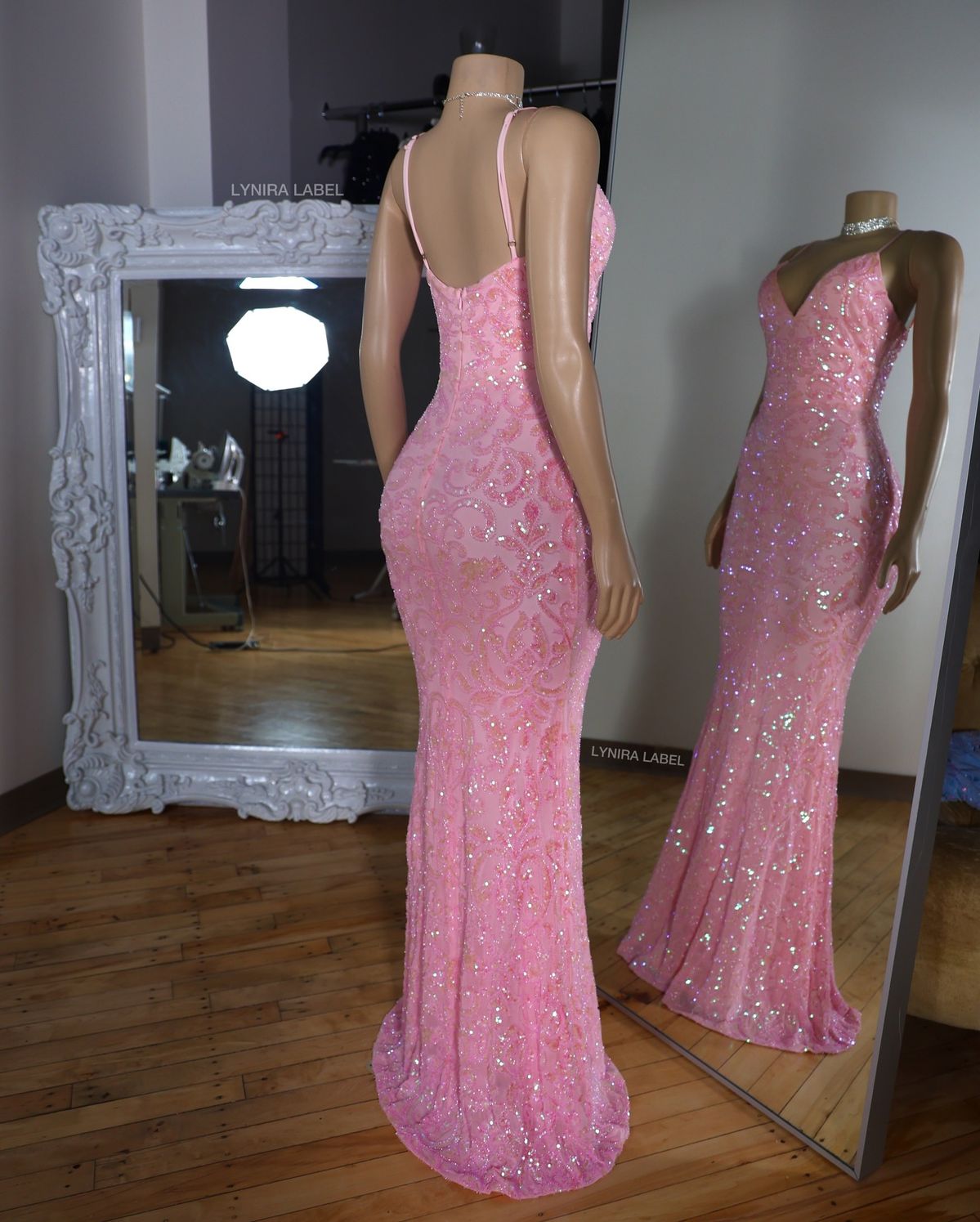 Klassische Meerjungfrau Spaghettiträger Rosa Pailletten Spitze Langes Ballkleid Inspiration Party Senior Dance Ballkleider B444