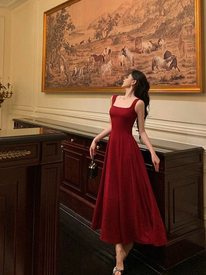Sexy A-Linie Square Neck Satin Burgunderrot Ballkleider Inspiration Einfaches Abschlusskleid B459