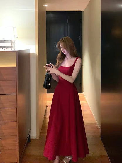Sexy A-Linie Square Neck Satin Burgunderrot Ballkleider Inspiration Einfaches Abschlusskleid B459