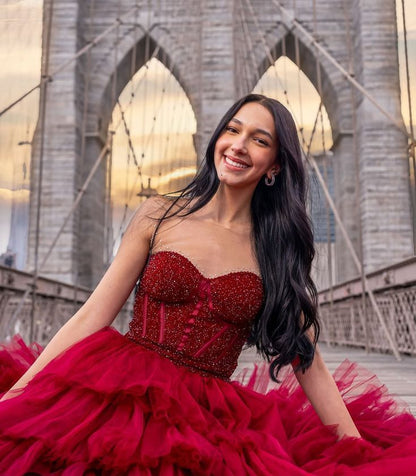 Charmante robe de bal bustier en tulle rouge, robe de bal d'inspiration princesse, robe de remise de diplôme B521