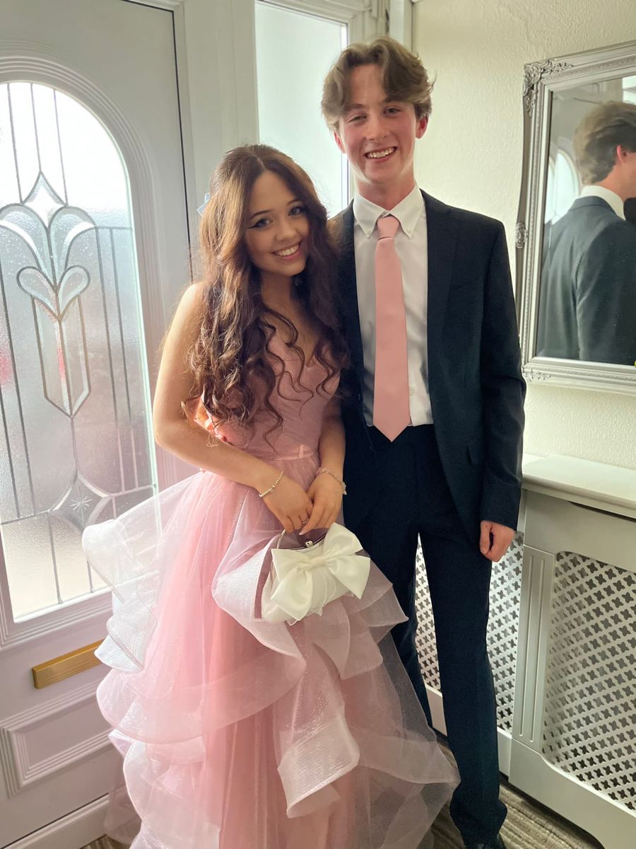 Modest Ball Gown Spaghetti Straps Blush Pink Tulle Long Prom Dresses Party Dress 18th Birthday Outfits Graduation Dress B562