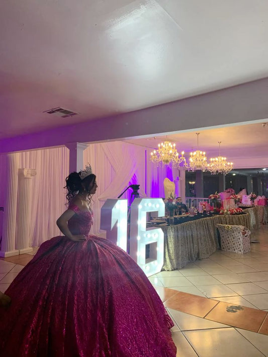 Charming Quinceanera Dresses Ball Gown Off The Shoulder Sequin Hot Pink Birthday Gowns Vestidos De 15 Anos Formal Party Long Sweet 16 Dress B622
