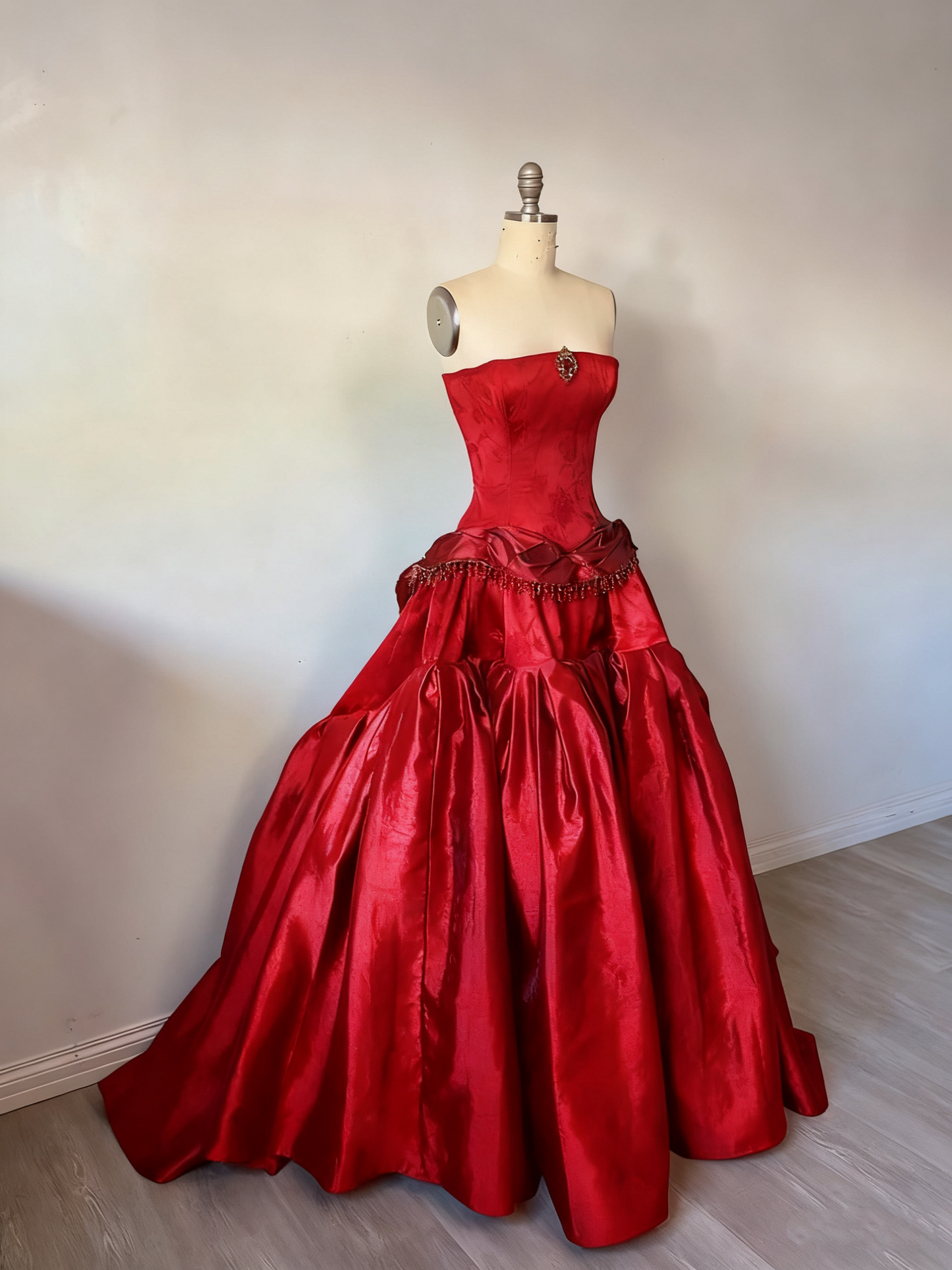 Vintage Ball Gown Strapless Burgundy Sleeveless Satin 90s Classy Prom Dresses Inspiration Party Dress Princess Graduation Dress B642