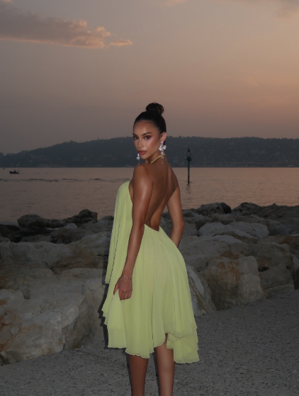Cute A line Halter Yellow Chiffon Short 25th Birthday Dress Homecoming Dresses Cocktail Outfits B674