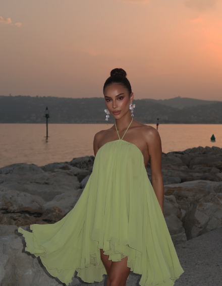 Cute A line Halter Yellow Chiffon Short 25th Birthday Dress Homecoming Dresses Cocktail Outfits B674