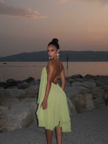 Cute A line Halter Yellow Chiffon Short 25th Birthday Dress Homecoming Dresses Cocktail Outfits B674