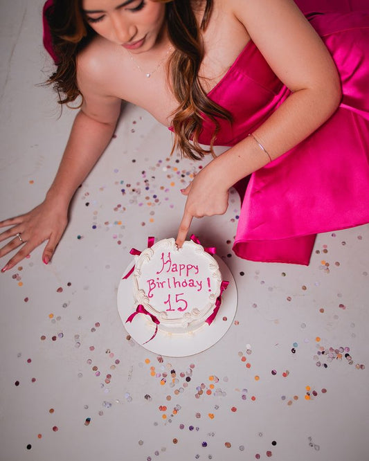 Sexy A Line Strapless Hot Pink Satin Short 15th Birthday Dress Middle School Homecoming Dresses Cocktail Gown B690