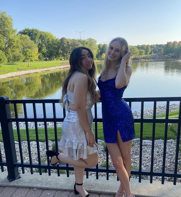 Sexy Sheath Spaghetti Straps Royal Blue Sequin Short 16th Birthday Dress Homecoming Dresses Cocktail Gown RB030