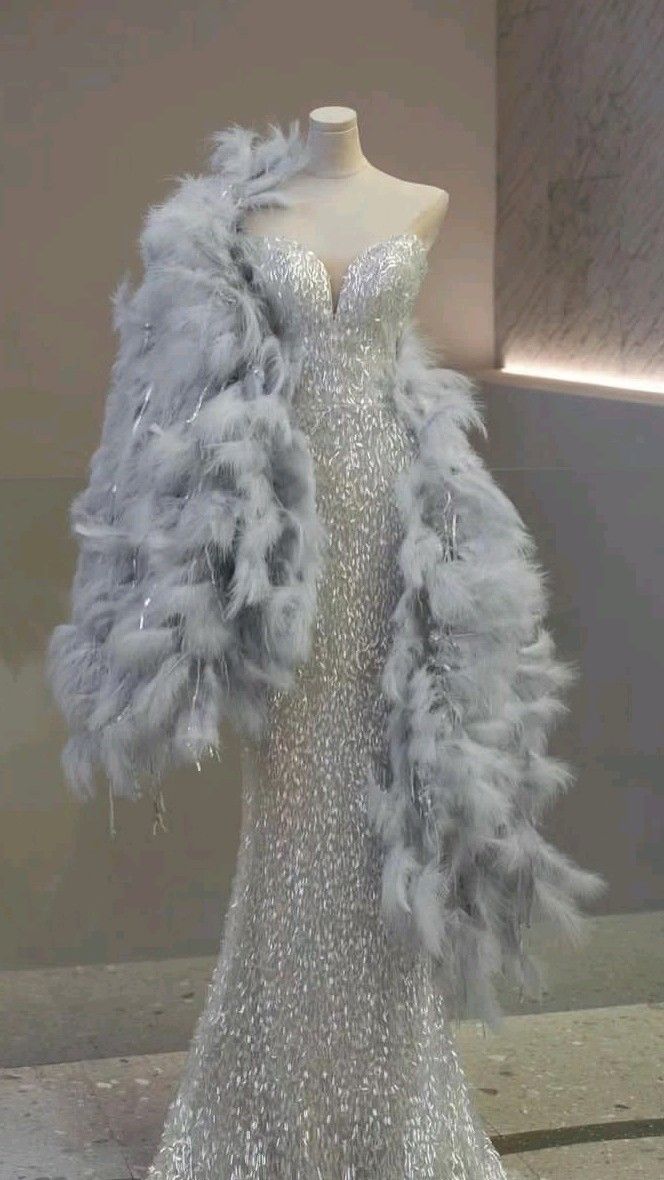 Elegantes Meerjungfrau-Abendkleid mit Herzausschnitt und Pailletten in Silber, ärmellos, lang, bodenlang, Inspiration, Ballkleider B72