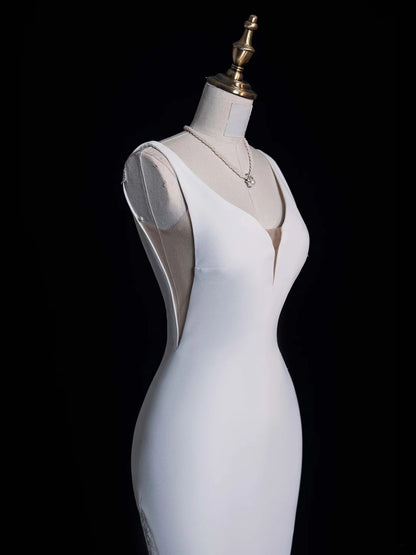 Robe de mariée blanche en satin sans manches, col en V, style sirène simple, robe de mariée féérique d'automne N543