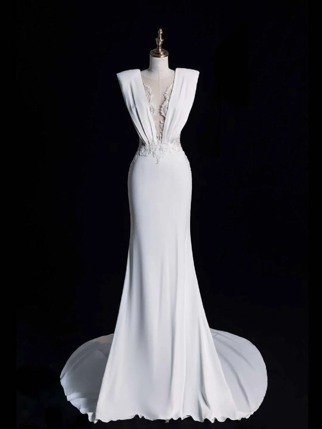 Schlichtes Meerjungfrauen-Brautkleid mit V-Ausschnitt, ärmellos, aus weißer Spitze, Satin, märchenhaft, Herbst-Brautkleid N544