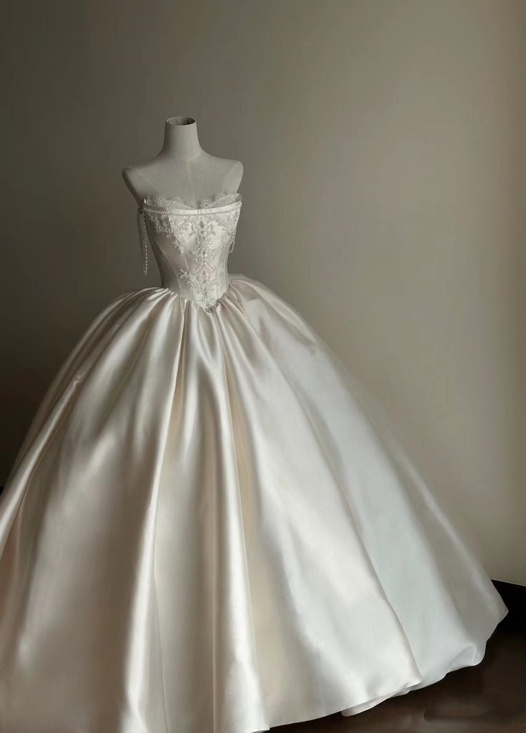 Robe de mariée luxueuse en satin et dentelle, décolleté en cœur, style conte de fées, longue, RB2840