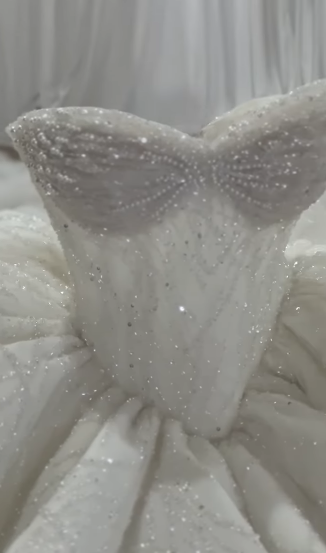 Robe de mariée blanche à paillettes, col en cœur, coupe ajustée, robe de bal brillante, longue, idées de robes de mariée, DH2877