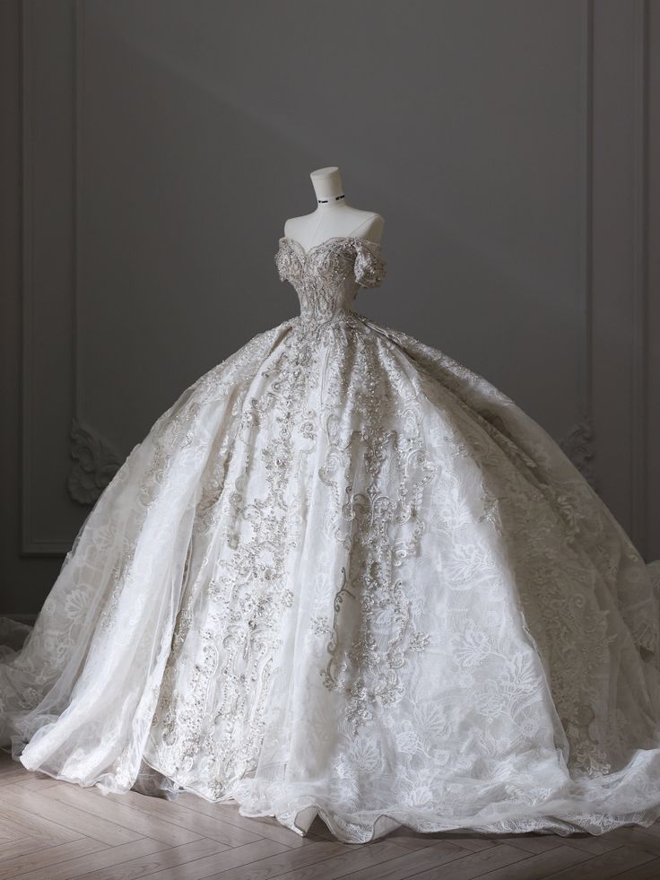 Elegant Ball Gown Off The Shoulder Lace Short Sleeves White Wedding Dress Styles Long Bridal Gown Wedding Dresses Ideas DH2880