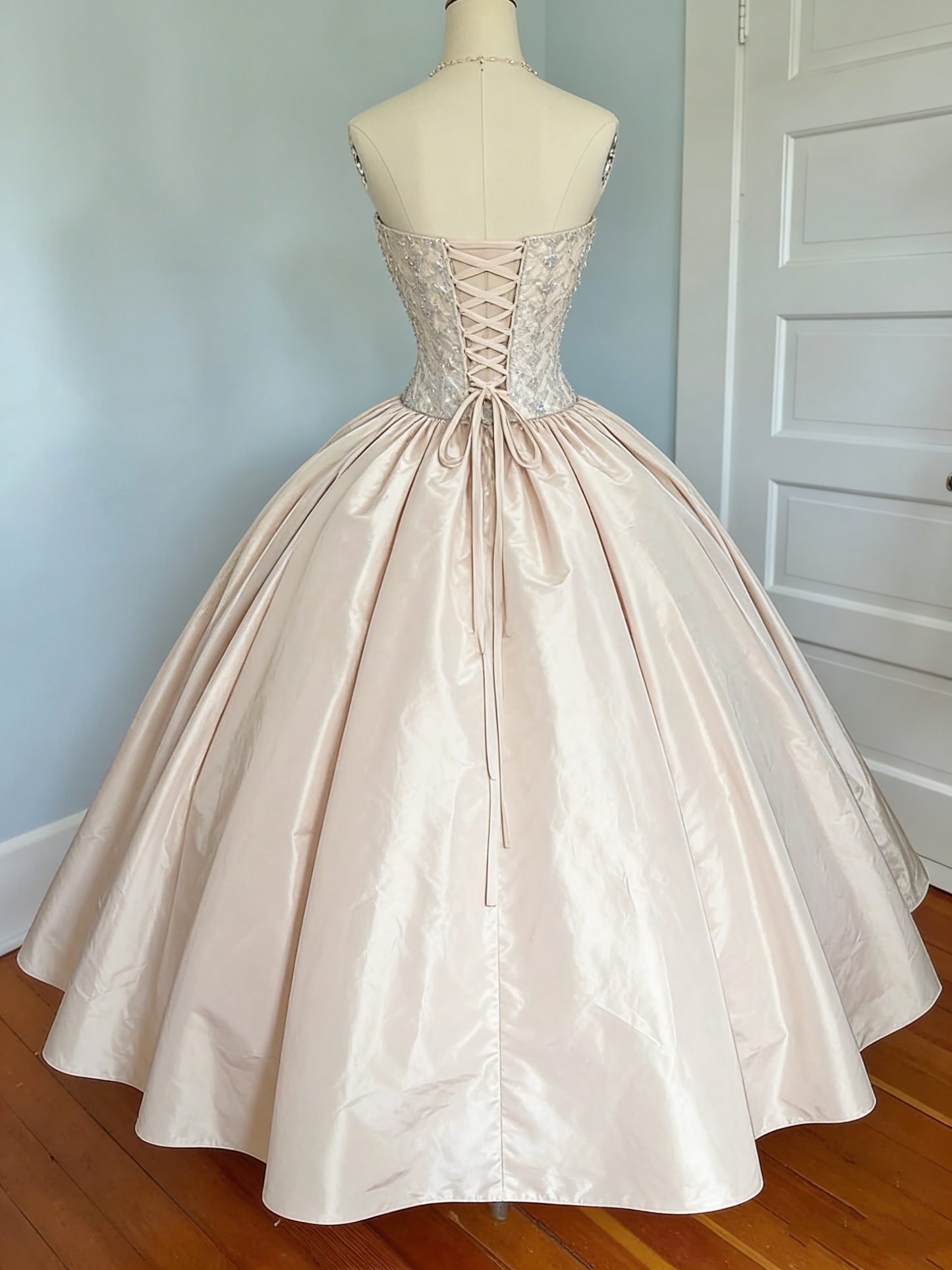 Luxury Quinceanera Dresses Ball Gown Strapless Light Pink Birthday Gowns Vestidos De 15 Anos Long Sweet 16 Dress DH2891