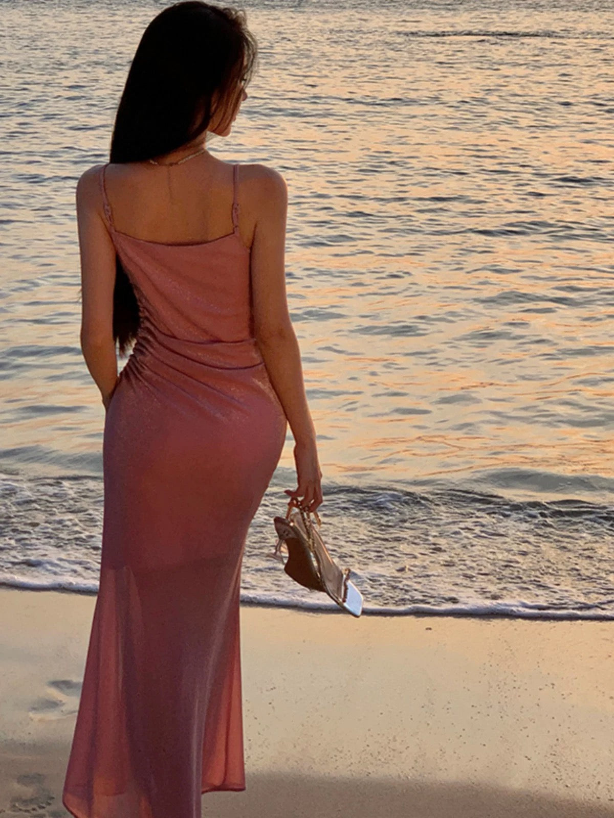 Elegantes, pinkfarbenes Pailletten-Abendkleid im Meerjungfrauenstil mit Spaghettiträgern und Schlitz – perfekt für Highschool-Teenager, Abschlussball oder Tanzabend (N016)