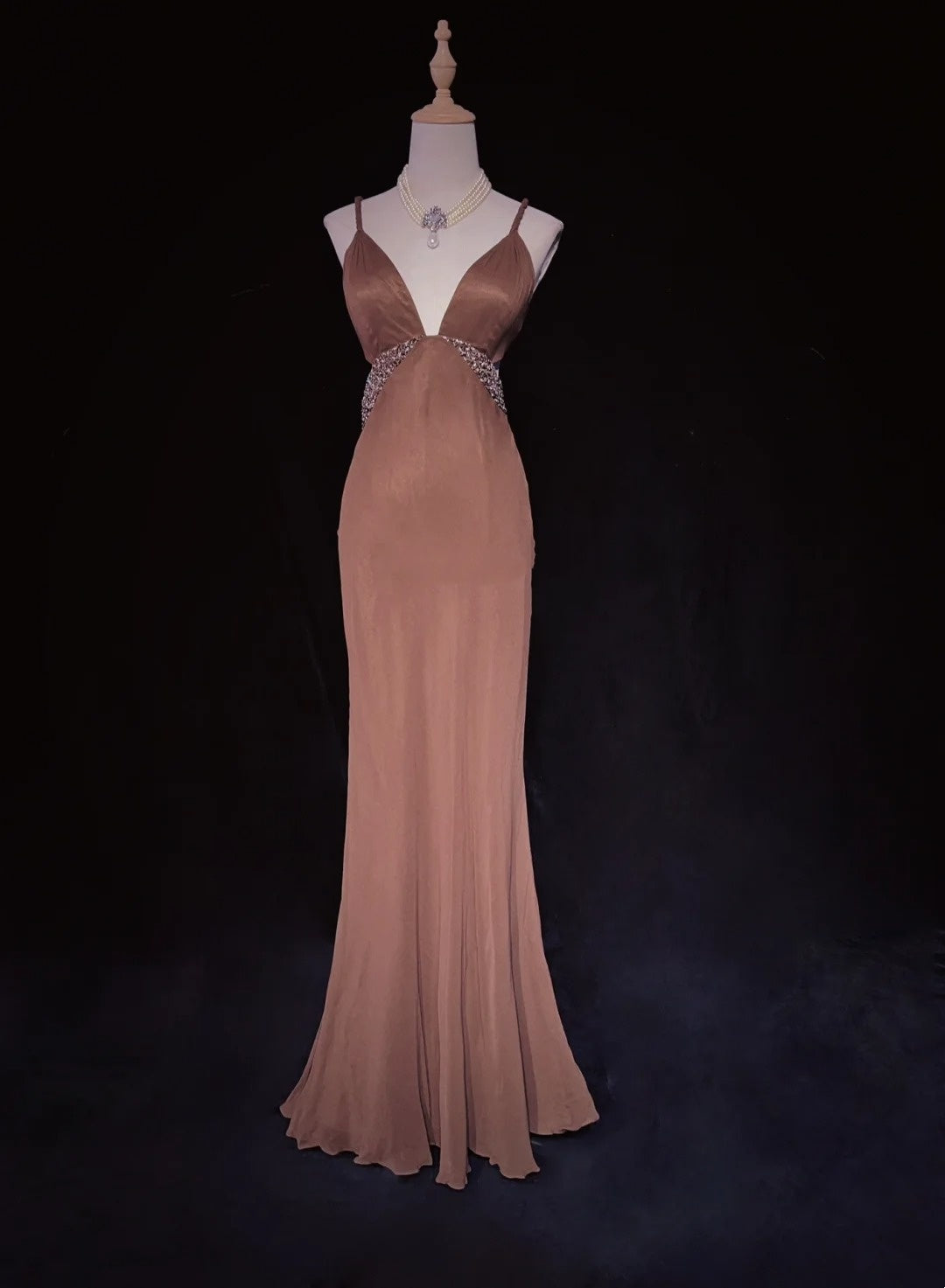 Robes de bal modestes Sirène Bretelles fines Marron Sans manches Avec volants Robe de soirée formelle N3839