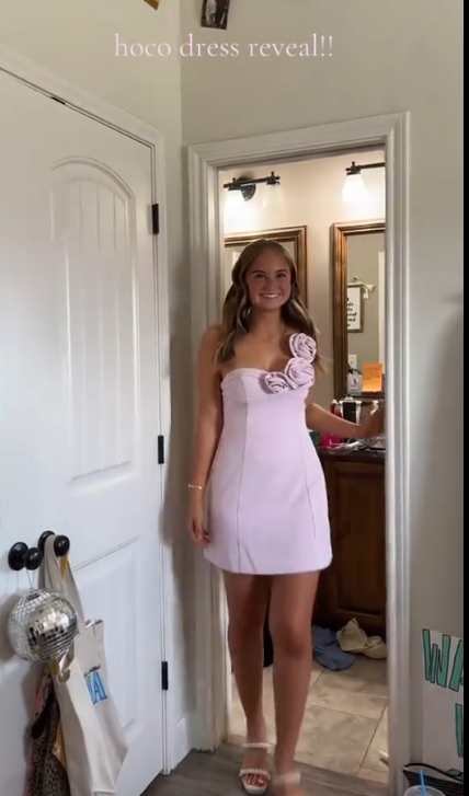 Robe fourreau rose asymétrique pour 16e anniversaire, Robe de bal de promo trapèze N4755