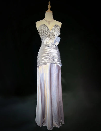 Vintage Abschlussballkleider 90er Meerjungfrau Herz-Ausschnitt Satin Perlenbesatz Lange Abendgarderobe N3192