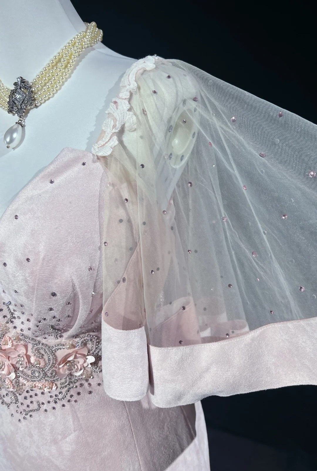 Vintage Abschlussballkleider 90er Jahre Meerjungfrau Sweetheart Pink Satin mit Applikationen und Perlenbesatz Lange Abendgarderobe N3193