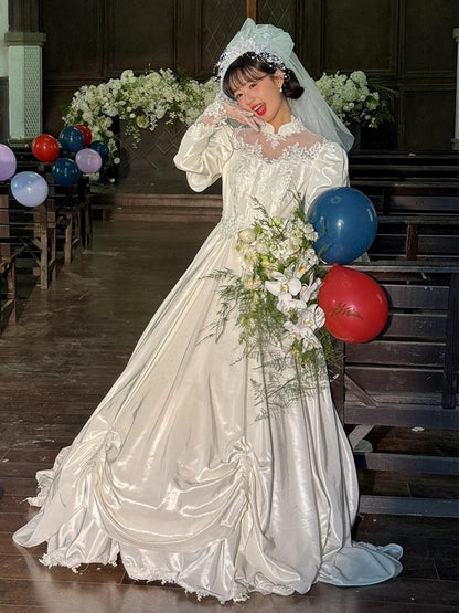 Vintage Wedding Dresses Ball Gowns High Neck White Satin With Lace Sleeves Summer Garden Wedding Dress N4087