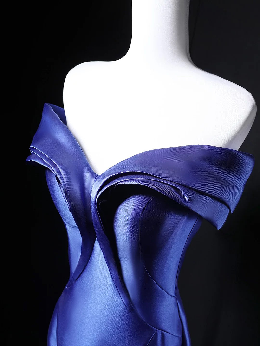 Modeste Sirène Épaules Dénudées Satin Bleu Roi 18ème Anniversaire Tenue Élégante Robes de Bal Longues Formelles N4147