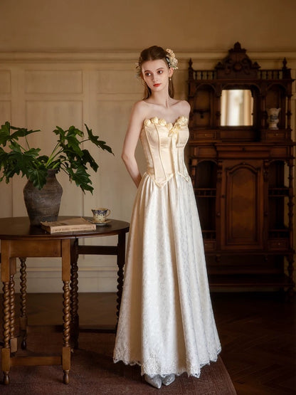 Robes de bal de rêve Trapèze Col en cœur avec fleurs 3D Robe de soirée longue sans manches Robe de cérémonie RB3720