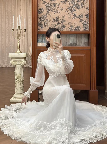 Vintage A line High Neck Chiffon With Long Sleeves Lace Summer Bridal Gown White Wedding Dresses RB3722