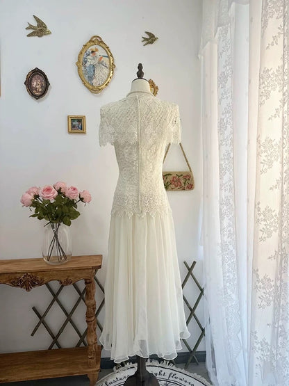 Vintage Wedding Dresses A line V Neck White Lace Short Sleeves Summer Garden Wedding Dress N4162