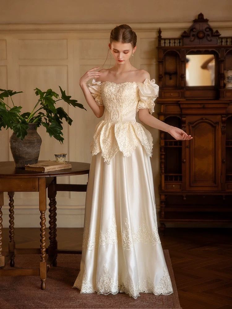 Vintage Wedding Dresses A line Off The Shoulder Satin Short Sleeves Summer Garden Wedding Dress N4163
