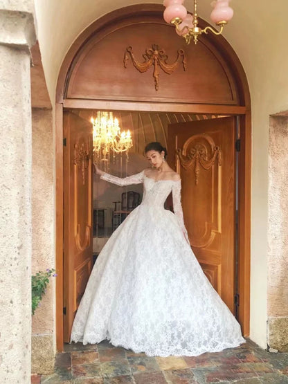 Schlichte Brautkleider Ballkleider Off The Shoulder Weiße Spitze Sommergarten Hochzeitskleid N4282