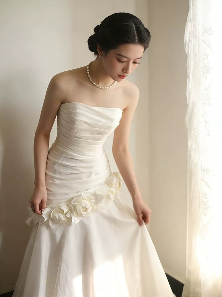 Robes de mariée chics Sirène bustier avec fleurs Robe de mariée de jardin N4290