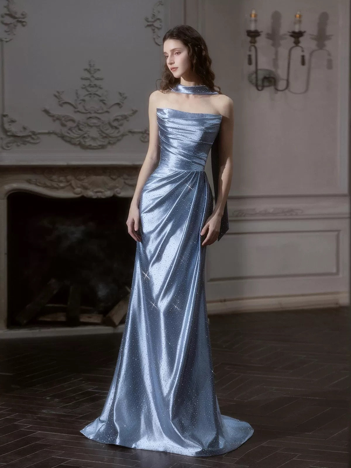 Sirène sexy bustier satin bleu poudré avec écharpe perles robe de soirée longue RB3733