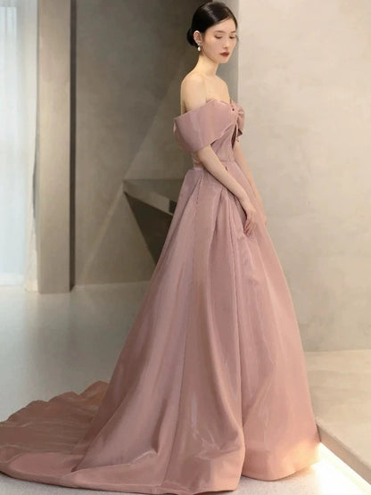 Elegante Abschlussballkleider Ballkleid Off-Shoulder Pink Satin Korsett Figurbetont Abend Lang Formelle Party Outfits RB3737