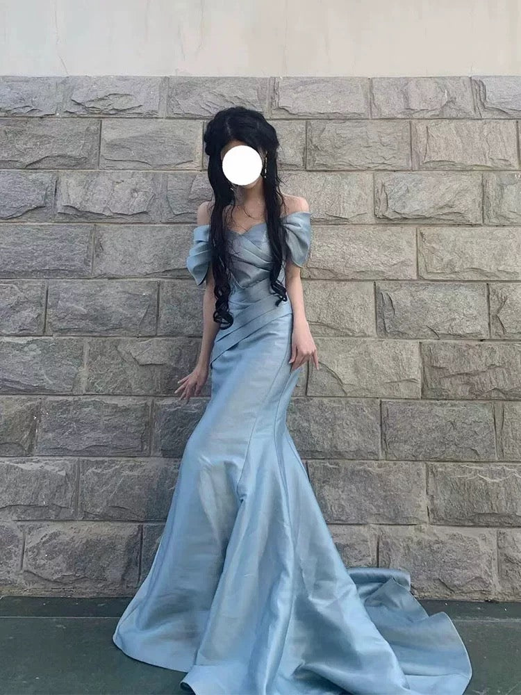 Robe de soirée longue sirène élégante en satin bleu ciel épaules dénudées Robe de bal N2030