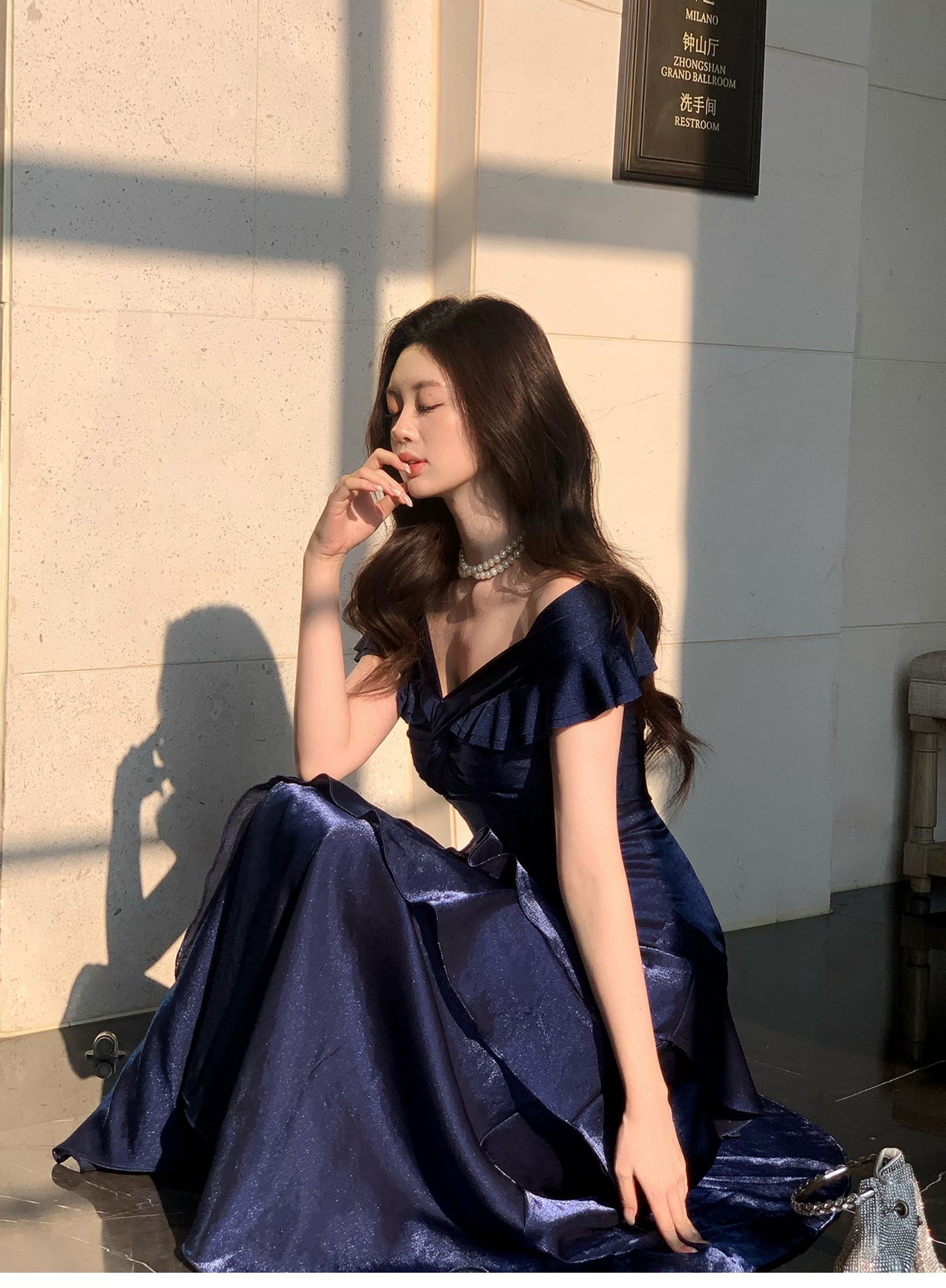 Robe De Bal De Soirée Chic Sirène Épaules Dénudées Bleu Royal Manches Courtes Robes Longues N2051