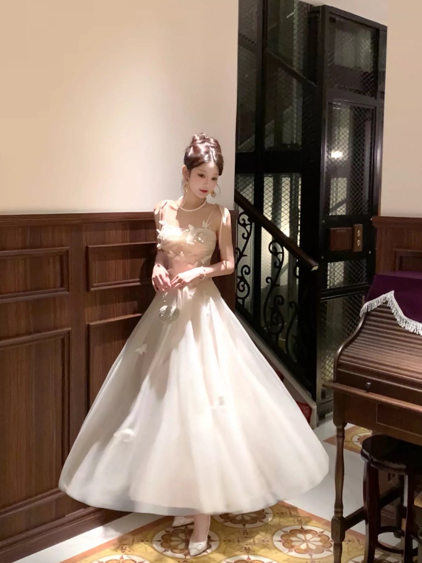 Bescheidener französischer Stil, A-Linie, Spaghettiträger, Tüll, modische lange formelle Outfits für Damen, Ballkleider N2075