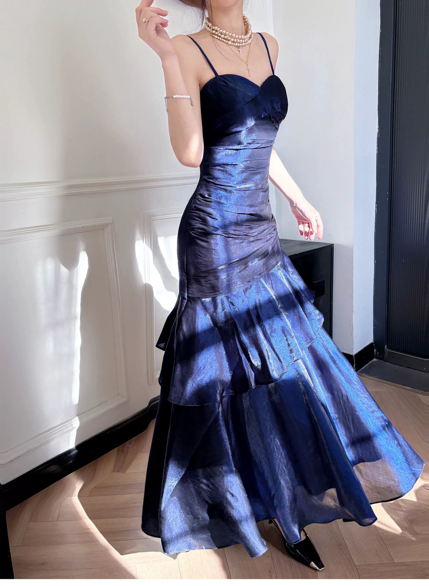 Schlichte Meerjungfrau Spaghetti-Träger Königlich Blau Satin Inspiration Lange Hochzeitsfeier Ball Gast Kleider N2080