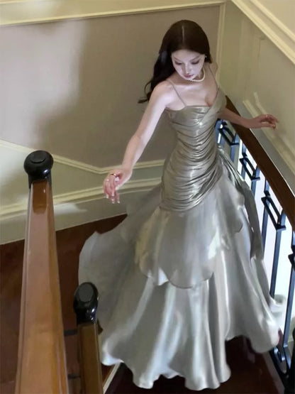 Einfaches Meerjungfrau-Spaghettiträger-Satin-Hochzeits-Party-Ball-Gastkleid N2091