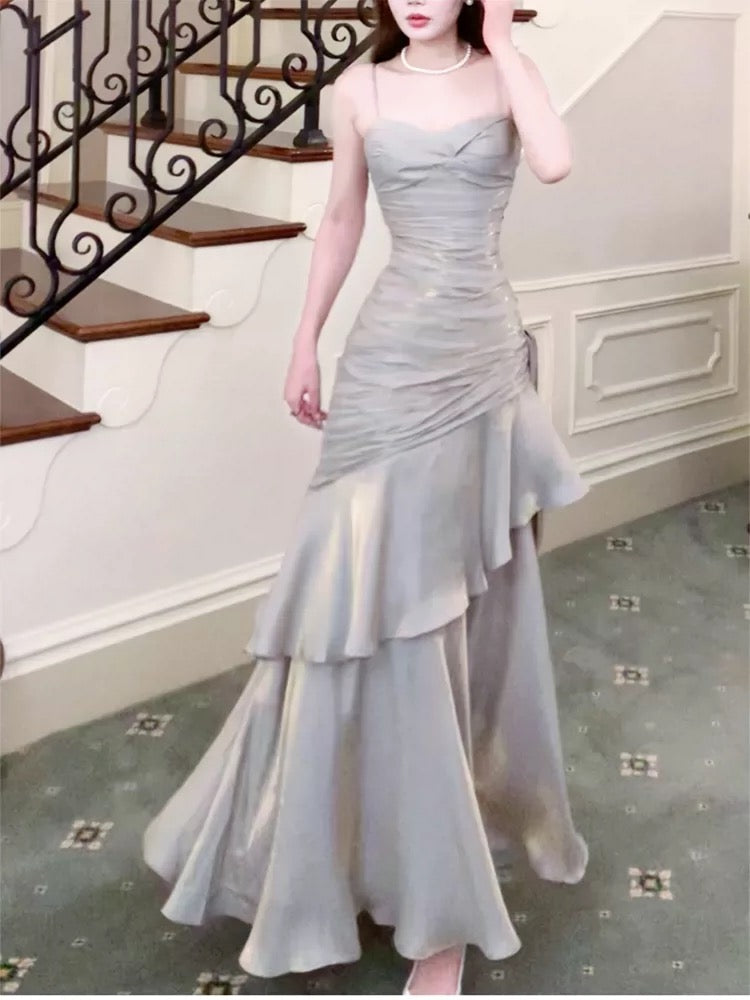 Einfaches Meerjungfrau-Spaghettiträger-Satin-Hochzeits-Party-Ball-Gastkleid N2091