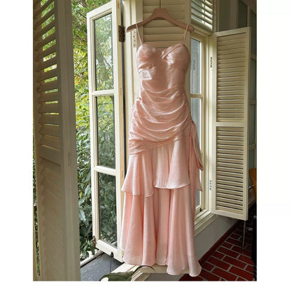 Robes de soirée longues en satin rose blush avec fines bretelles pour invitées de mariage et bal de promo N2102