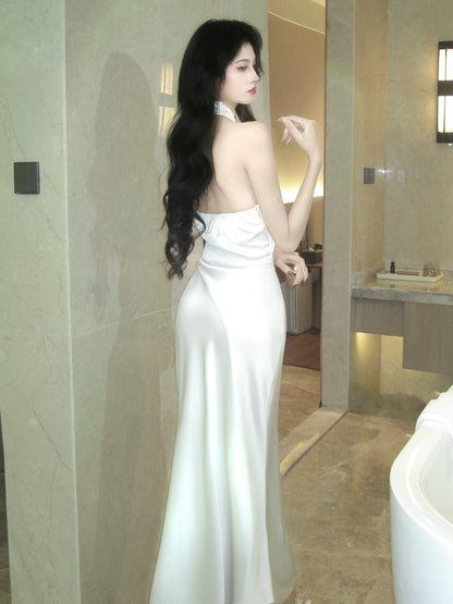 Robe de soirée/demoiselle d'honneur en satin coupe sirène simple avec licou et longueur ras du sol N2106