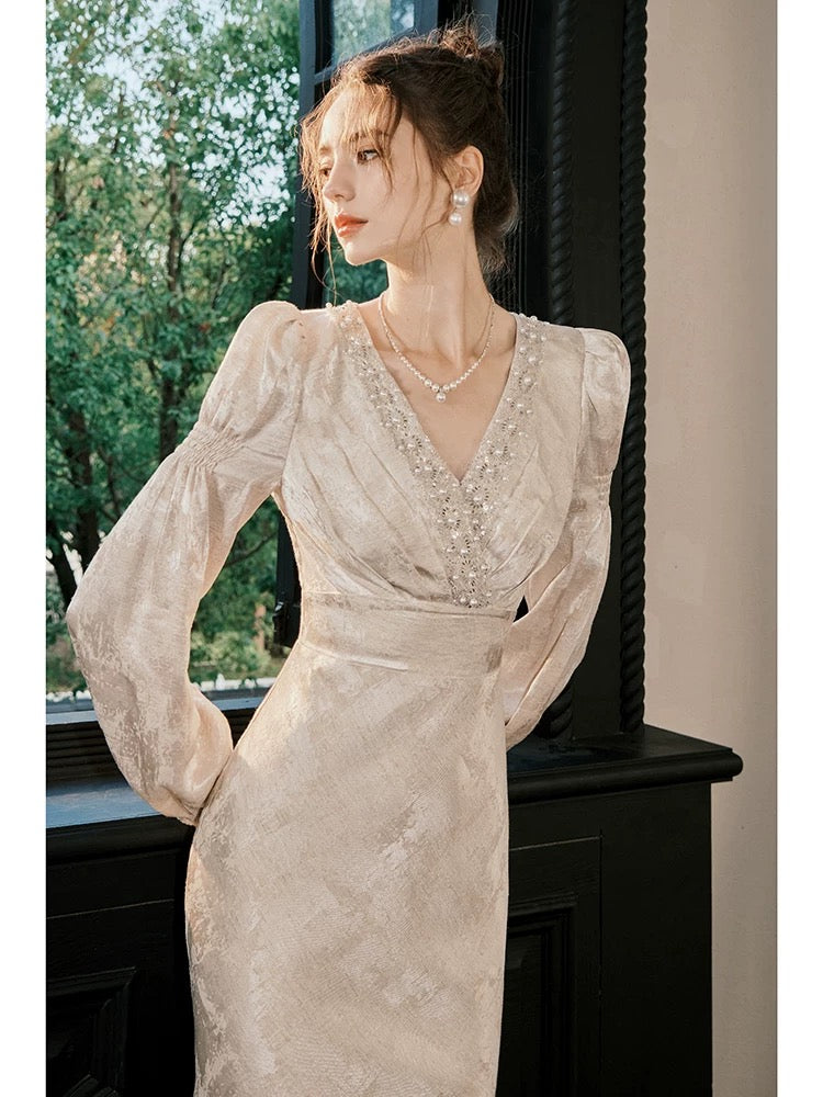 Einfaches Meerjungfrau V-Ausschnitt Satin Bodenlang Inspiration Hochzeitsfeier Ball Gastkleider N2109